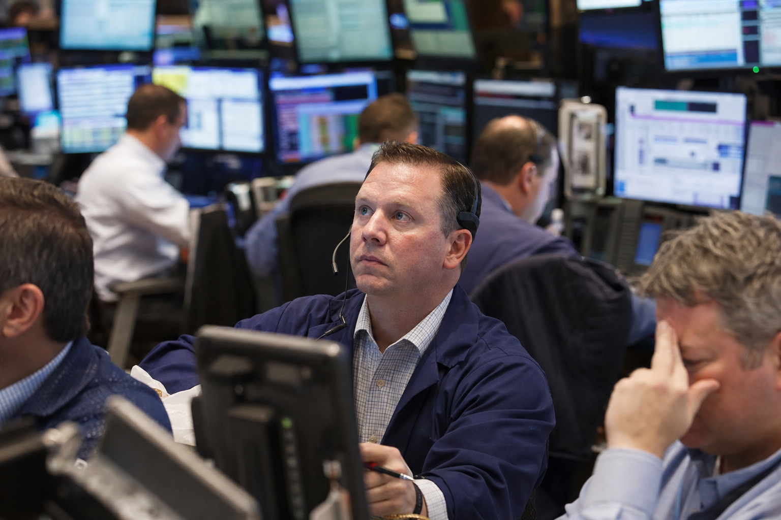 Photograph of a financials setting illustrating the Tikehau Capital story